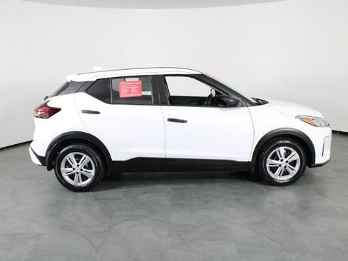 Certified 2023 Nissan Kicks S FWD image 12