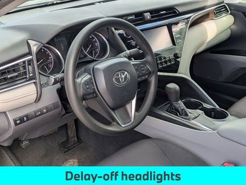 Used 2018 Toyota Camry L image 14