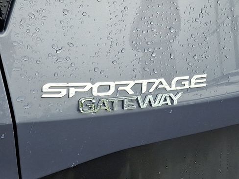 Used 2023 Kia Sportage EX image 30