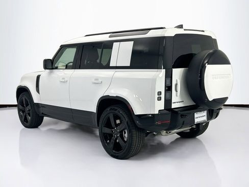 New 2026 Land Rover Defender 110 X-Dynamic SE AWD/4WD image 7