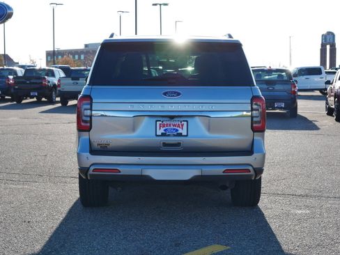 Certified 2024 Ford Expedition Limited image 4