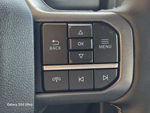 New 2026 Ford F250 Lariat w/ FX4 Off-Road Package image 25