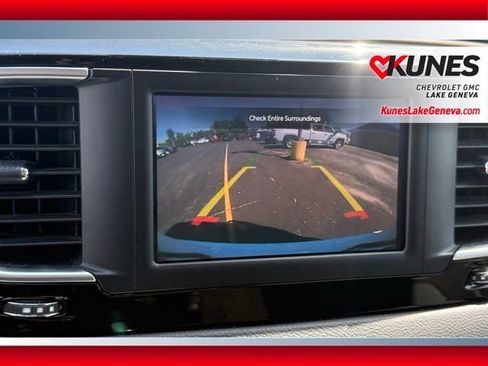 Used 2023 Chrysler Voyager LX FWD image 35
