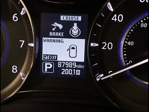 Used 2015 INFINITI QX80 2WD w/ 22" Wheel Package image 9