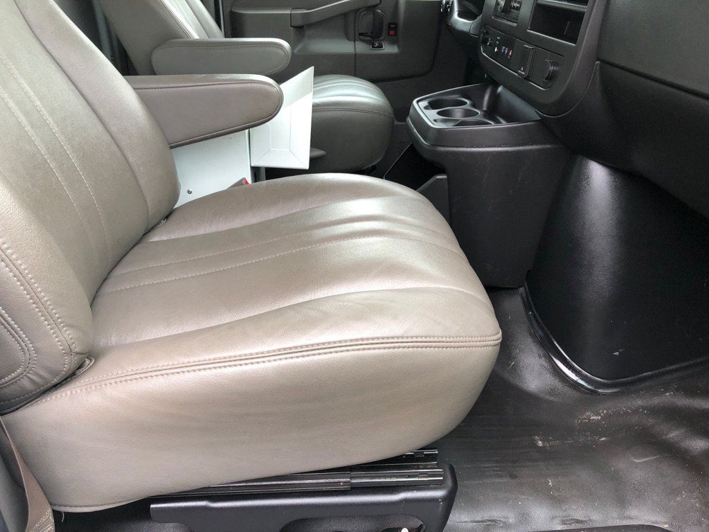 Used 2019 Chevrolet Express 3500 w/ Driver Convenience Package RWD image 25