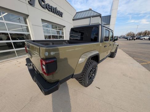 New 2026 Jeep Gladiator Willys AWD/4WD image 6