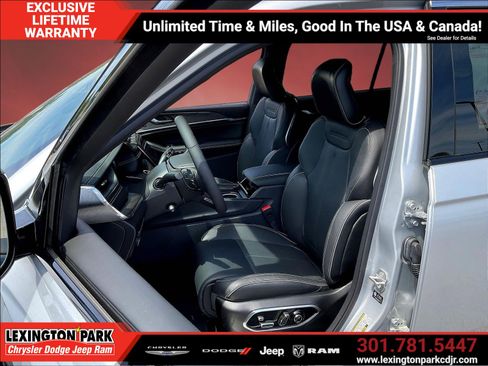 New 2025 Jeep Grand Cherokee L Overland w/ Luxury Tech Group IV AWD/4WD image 9