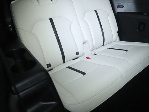 Certified 2025 MAZDA CX-90 3.3 Turbo S w/ Premium Plus AWD/4WD image 36