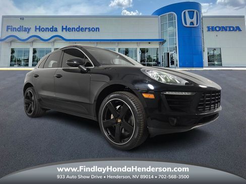 Used 2015 Porsche Macan S image 1
