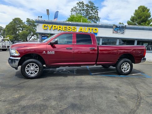 Used 2018 RAM 2500 Tradesman w/ Chrome Appearance Group AWD/4WD image 2