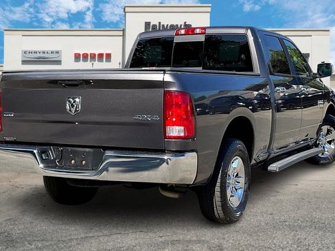 Used 2019 RAM 1500 Classic SLT image 2