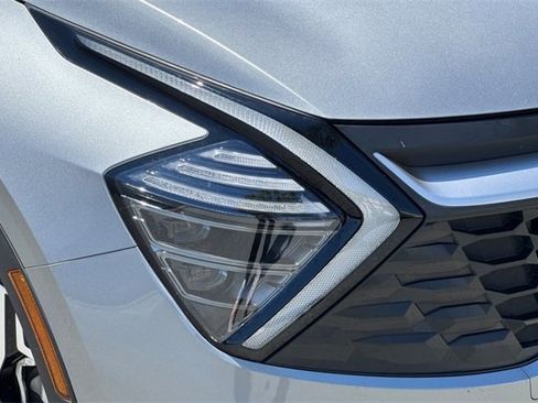 Used 2024 Kia Sportage LX image 42