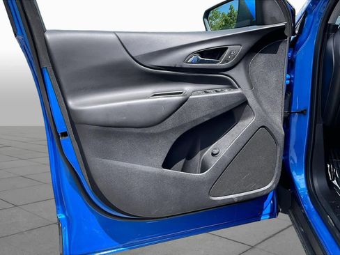 Used 2024 Chevrolet Equinox LT w/ LPO, Floor Liner Package FWD image 22