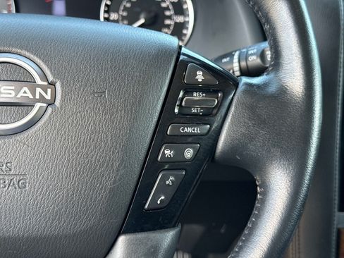 Used 2022 Nissan Armada SL AWD/4WD image 30