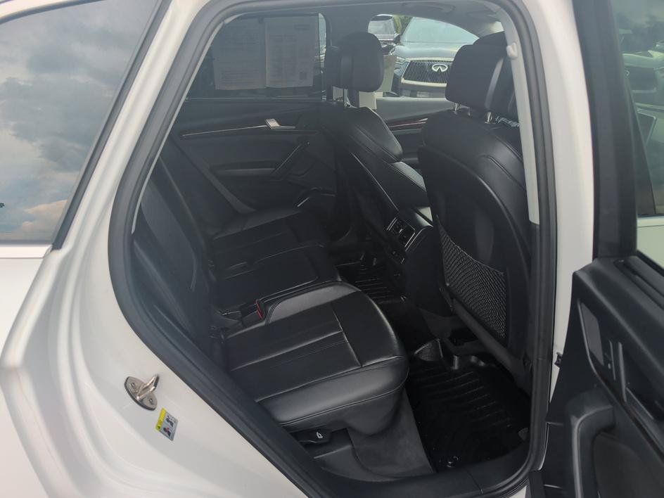 Used 2018 Audi Q5 2.0T Premium Plus w/ Premium Plus Package AWD/4WD image 13