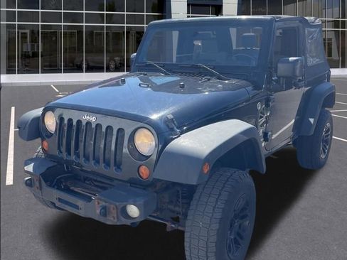 Used 2008 Jeep Wrangler X AWD/4WD image 3