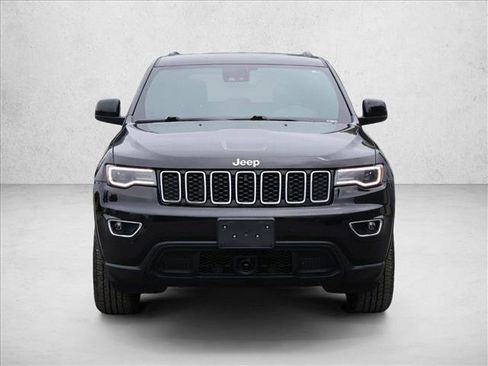 Used 2021 Jeep Grand Cherokee Laredo AWD/4WD image 2