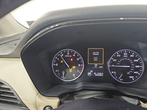 Used 2020 Subaru Outback Premium AWD/4WD image 16