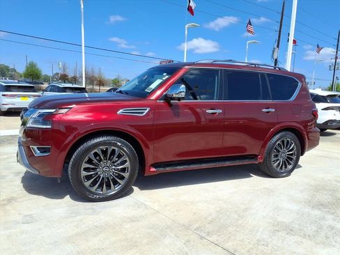 Used 2023 Nissan Armada Platinum w/ Captain's Chairs Package image 3