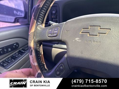 Used 2005 Chevrolet Tahoe LT w/ LT Preferred Equipment Group AWD/4WD image 24