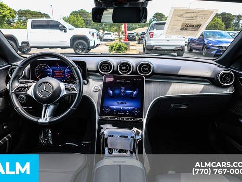 Used 2025 Mercedes-Benz C 300 Sedan image 28