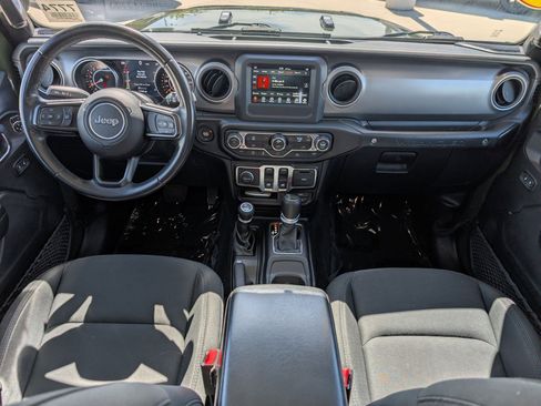 Used 2021 Jeep Wrangler Sport S AWD/4WD image 24