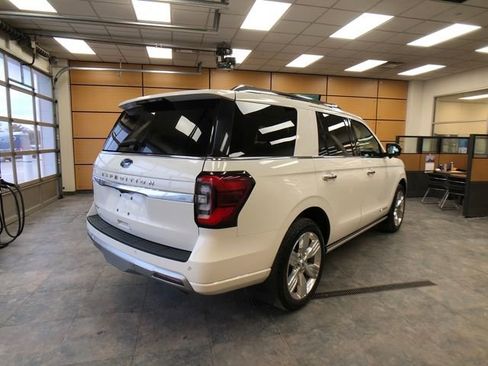 Certified 2023 Ford Expedition Platinum image 7