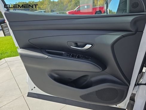New 2026 Hyundai Tucson SE image 24