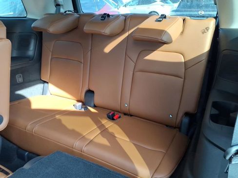 New 2026 Nissan Pathfinder Platinum image 29