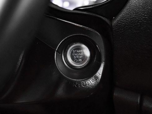 Used 2023 Jeep Renegade Trailhawk image 19