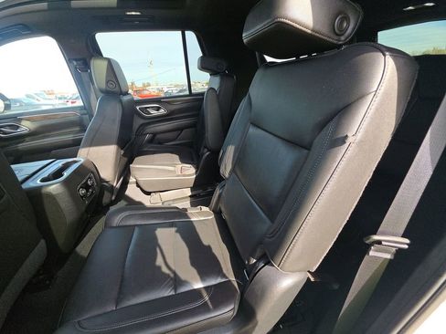 Used 2021 Chevrolet Tahoe Z71 w/ Z71 Signature Package image 15