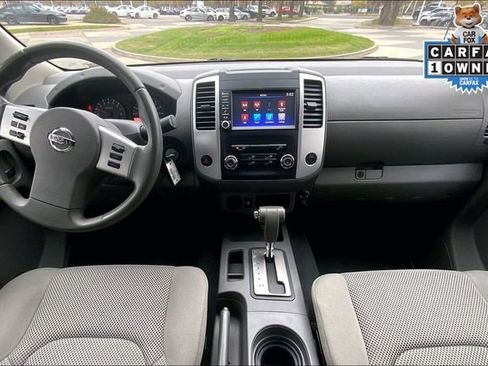 Used 2019 Nissan Frontier SV image 15