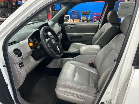 Used 2012 Honda Pilot Touring image 14