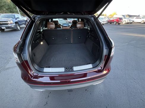 Certified 2021 Lincoln Nautilus Reserve w/ Equipment Group 202A image 26