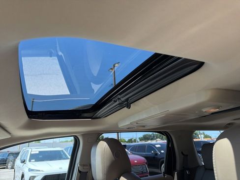Used 2015 GMC Acadia Denali FWD image 16