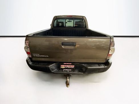 Used 2011 Toyota Tacoma 4x4 Regular Cab image 7