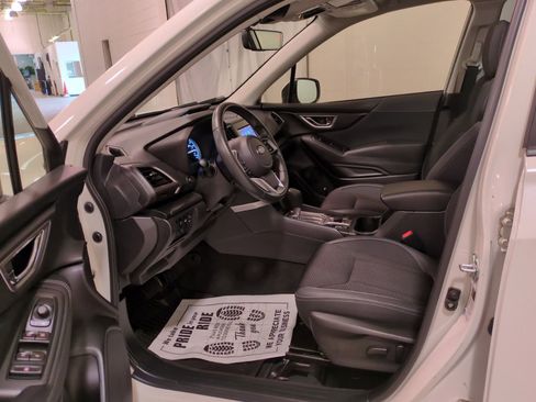 Certified 2023 Subaru Forester Premium image 18