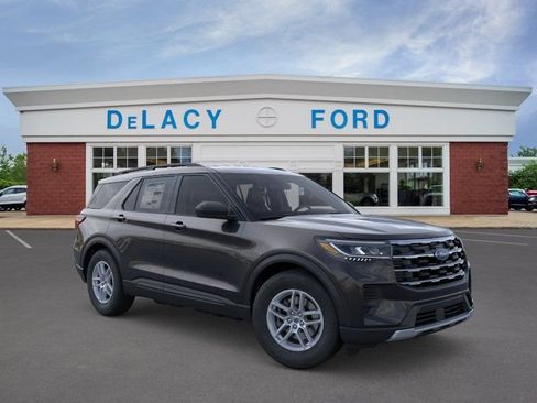 New 2026 Ford Explorer Active AWD/4WD image 1