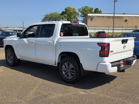 New 2025 Nissan Frontier SV w/ SV Convenience Package image 6