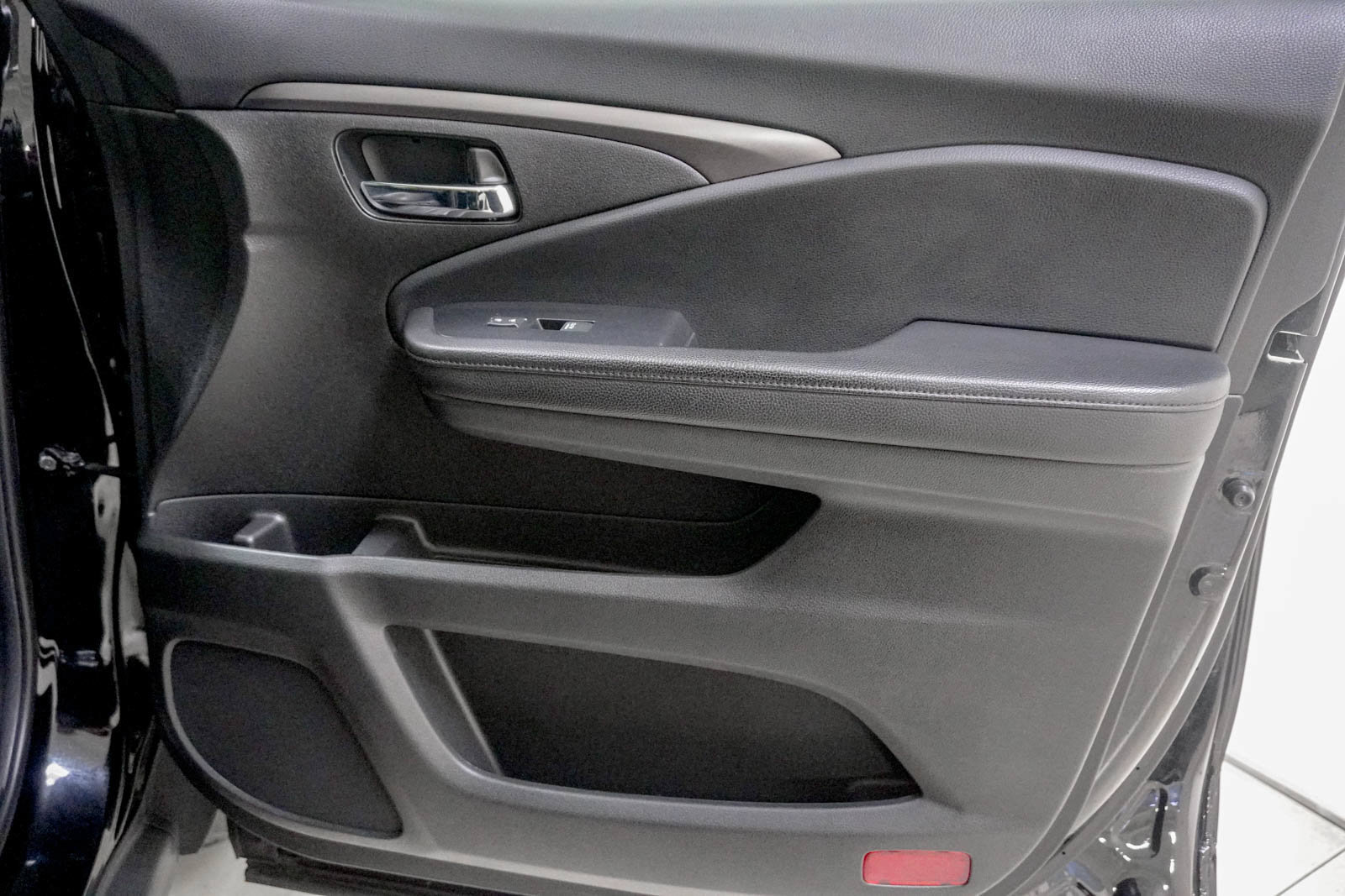 Used 2021 Honda Passport EX-L image 32
