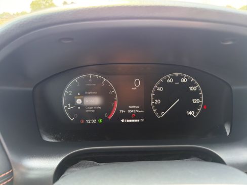 Certified 2025 Honda HR-V Sport image 28