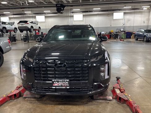 Used 2025 Hyundai Palisade Calligraphy image 8