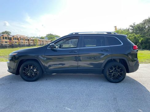 Used 2015 Jeep Cherokee Latitude FWD image 7