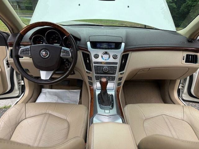Used 2012 Cadillac CTS Luxury RWD image 9
