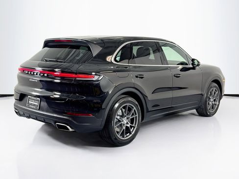 Used 2025 Porsche Cayenne image 9