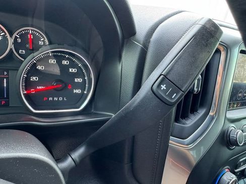 Used 2019 Chevrolet Silverado 1500 LT w/ Texas Edition image 27