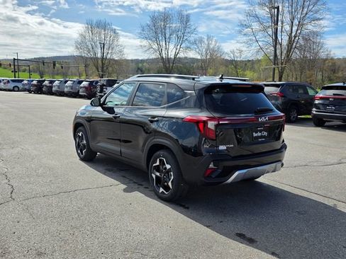New 2026 Kia Seltos S AWD/4WD image 5