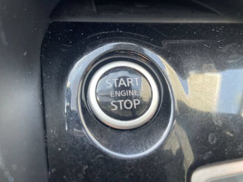 Used 2025 Nissan Versa SV FWD image 15