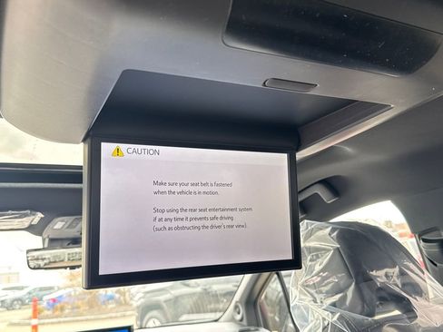 New 2026 Toyota Sienna Platinum AWD/4WD image 40