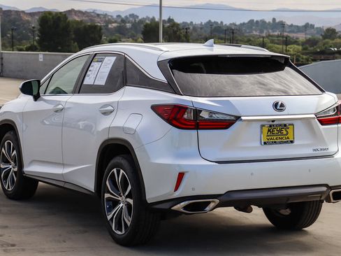 Used 2017 Lexus RX 350 FWD image 2